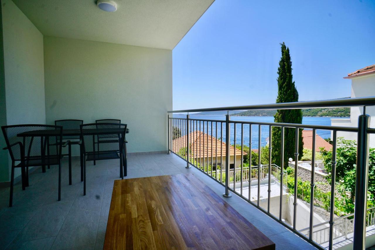 Villa Luxury Trogir Seget Vranjica Exterior photo